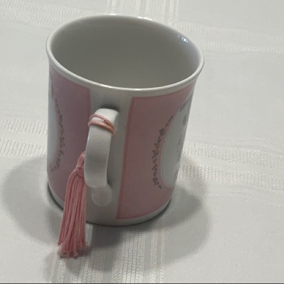 Precious Moments Collection 1991 Enesco Pink and White Mug with Graduation Theme - Picture 2 of 6
